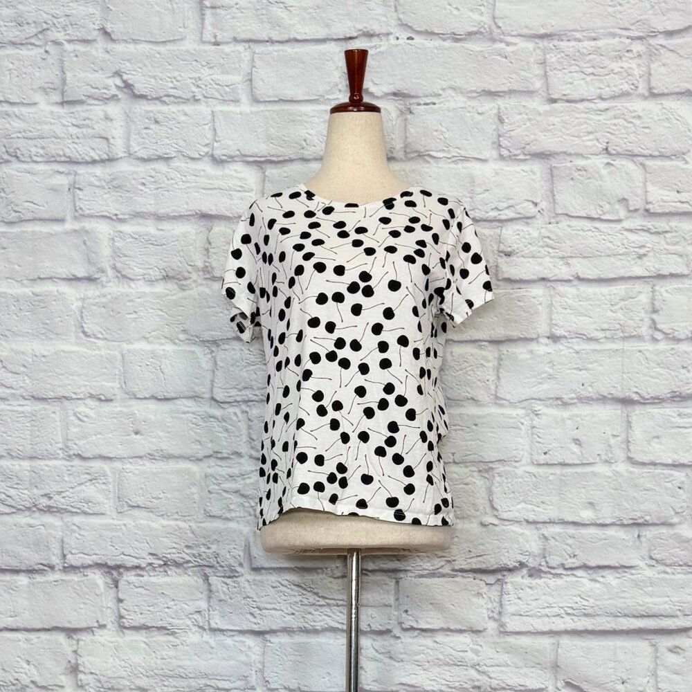Hering White Cherry Print Top